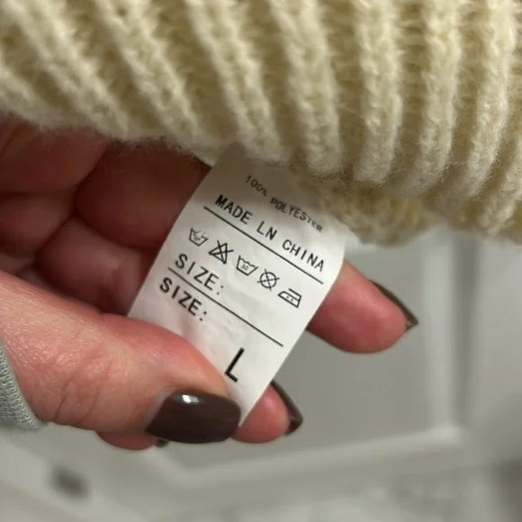 Heart sweater - Picture 2 of 2